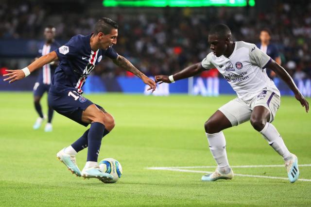 赵继伟伤退张镇麟23分高登24+12 辽宁大胜四川